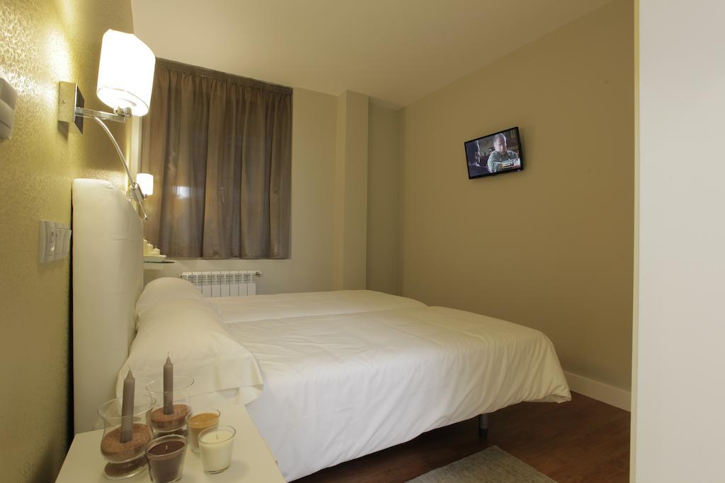 Hotel Rosal اوفيدو المظهر الخارجي الصورة