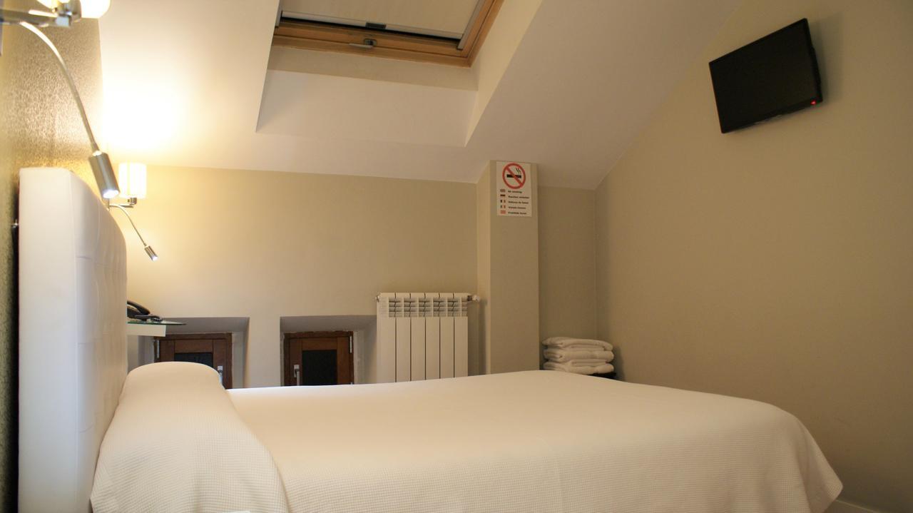 Hotel Rosal اوفيدو المظهر الخارجي الصورة