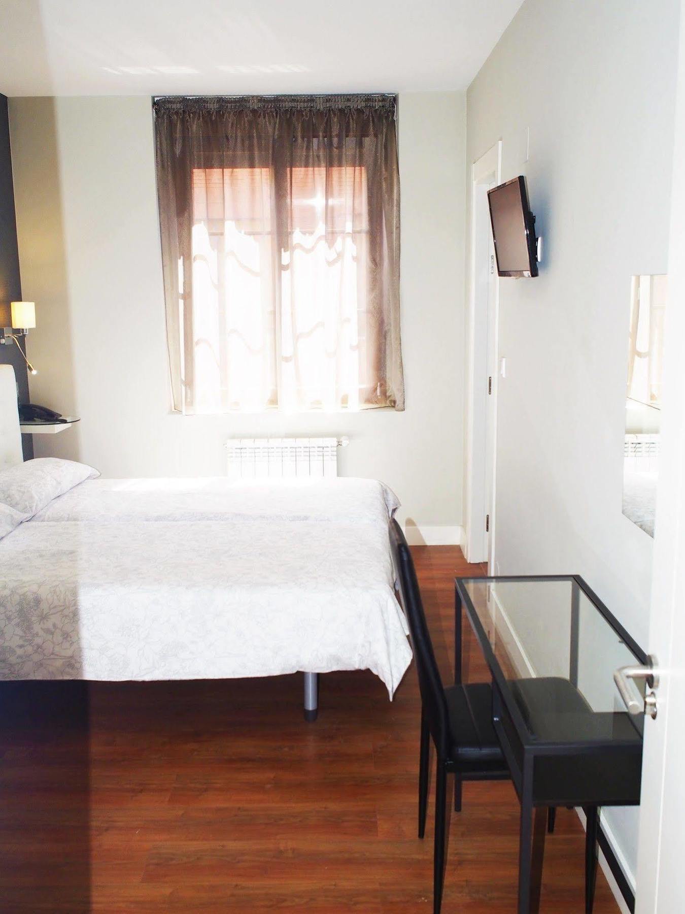 Hotel Rosal اوفيدو المظهر الخارجي الصورة