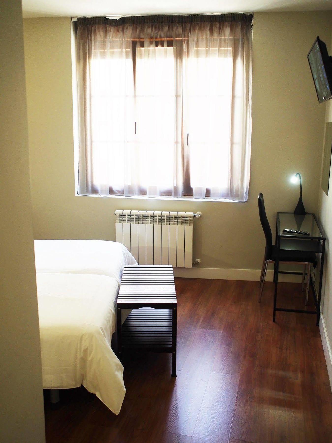 Hotel Rosal اوفيدو المظهر الخارجي الصورة